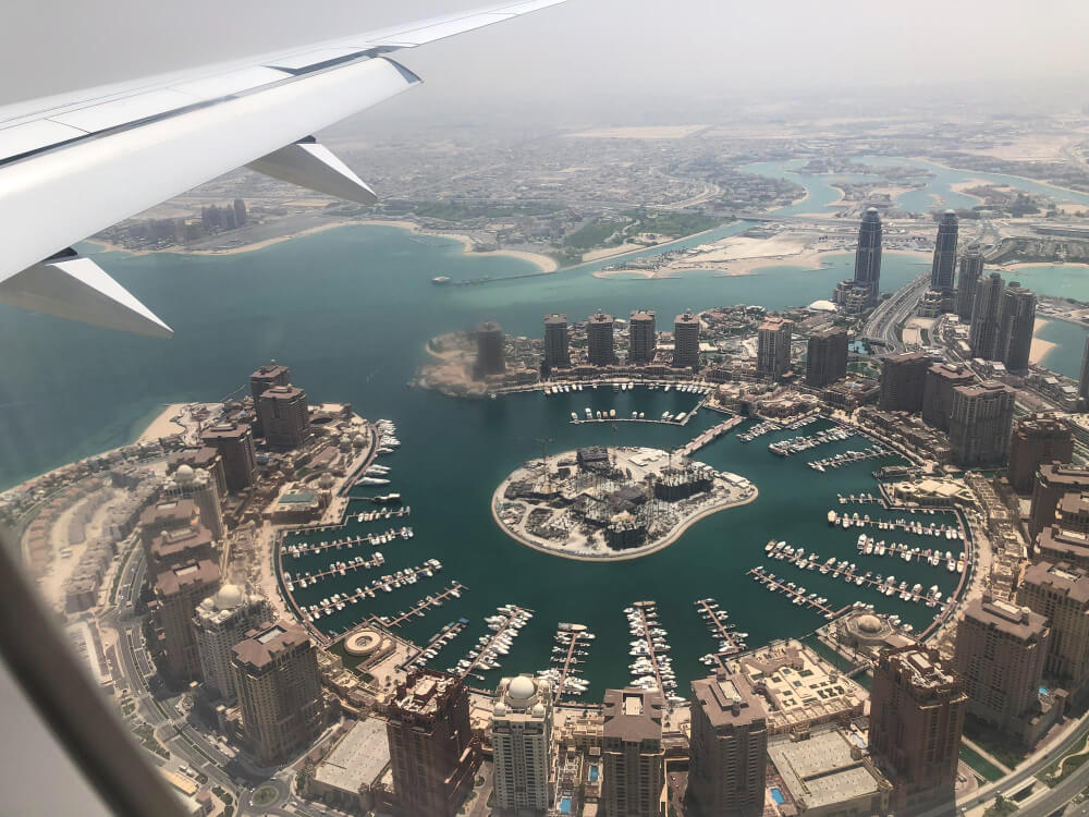 Ile trwa lot z Polski do Dubaju? Informacje o czasie lotu